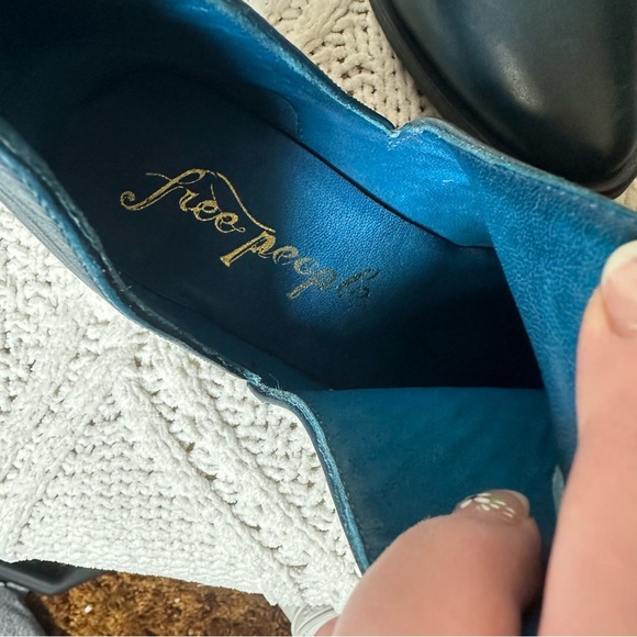 Free People Charm Double V Ankle Boot Size 38 - Picture 4 of 7